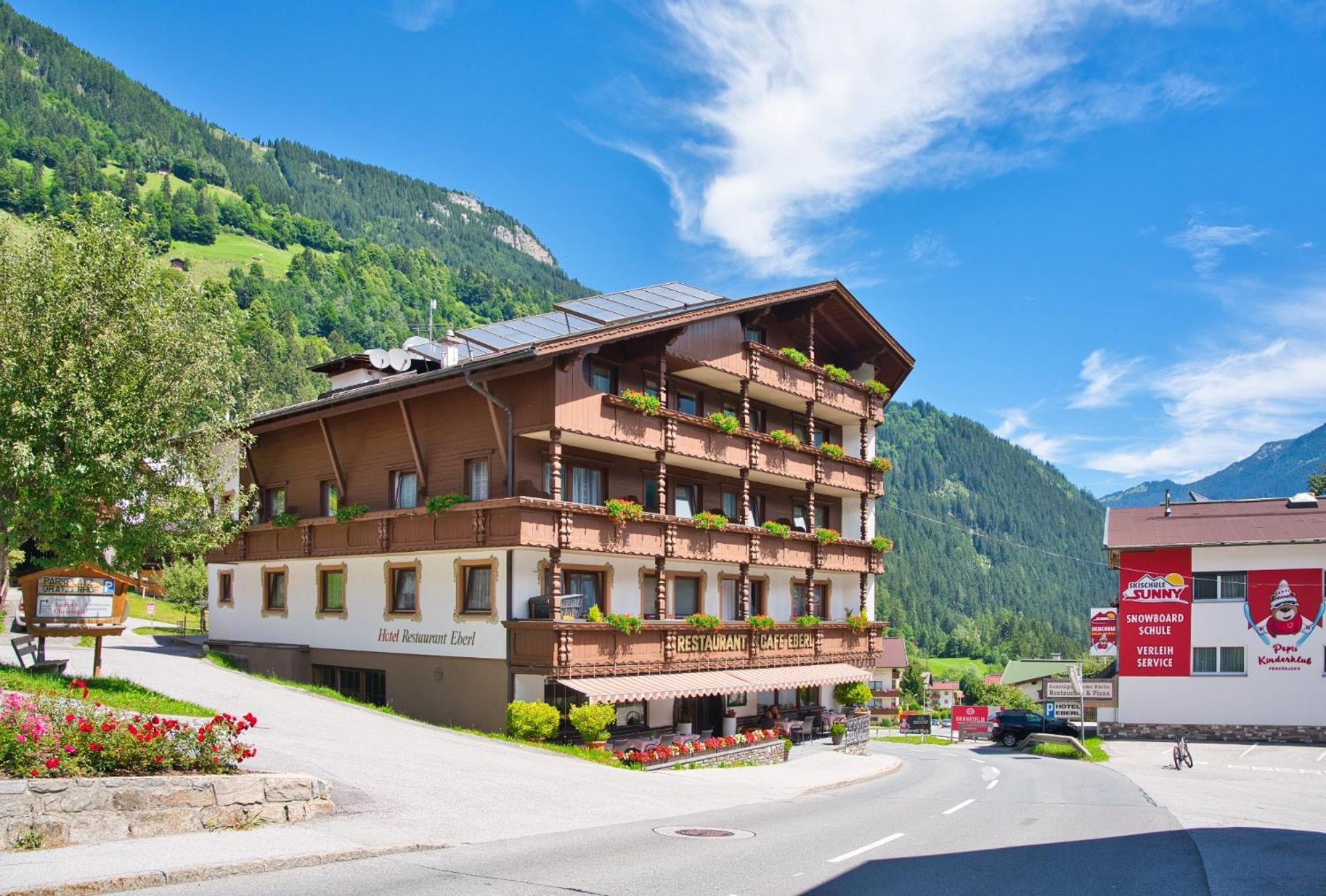 Hotel Eberl Finkenberg Zewnętrze zdjęcie